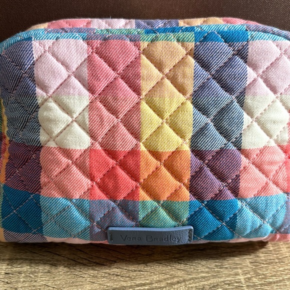 VB Medium Cosmetic Bag- Tropical Plaid NWT - Picture 5 of 6